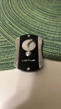 Beautiful luxury lotus all metal cigar cutter