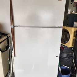 Whirlpool Refrigerator 