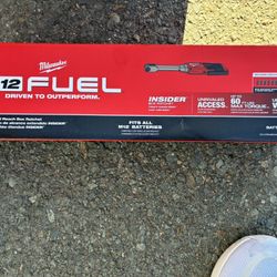 Milwaukee M12 Fuel Insider Box Ratchet with Box Ratchet Socket & Adapter Set