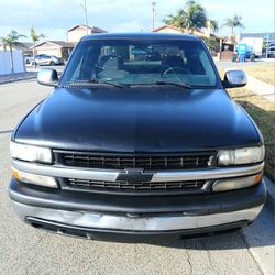 Selling My 2001 Chevy silverado 1500 
