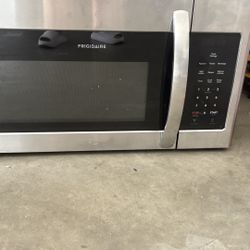 Microwave With Vent Hood 