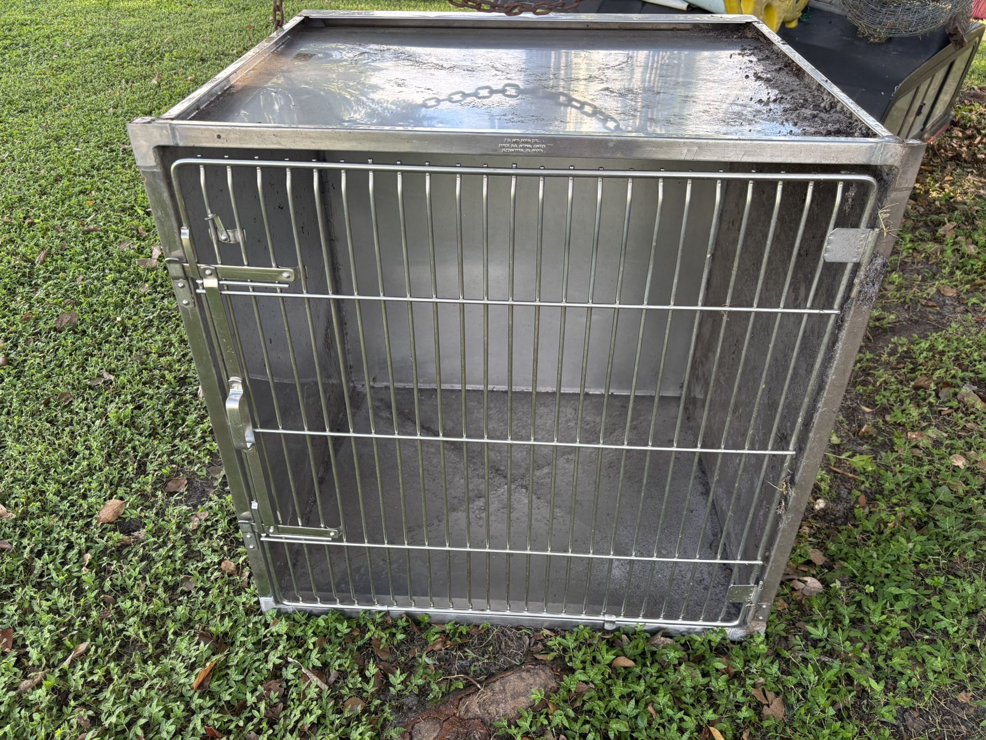 Commercial Dog Box