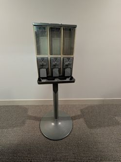 Vendstar 3000 candy machine