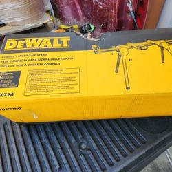 Compact Miter Saw Stand