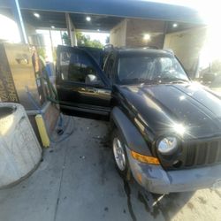 2006 Jeep Liberty 