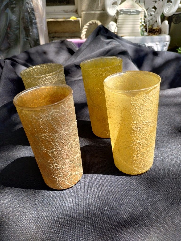 Spaghetti String Glasses