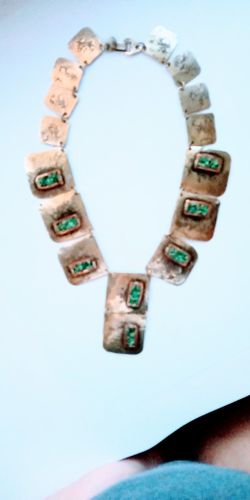 "NEW" Beautiful Upscale Turquoise "Bib" Necklace 21"Long