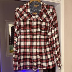 Women’s flannel shirt