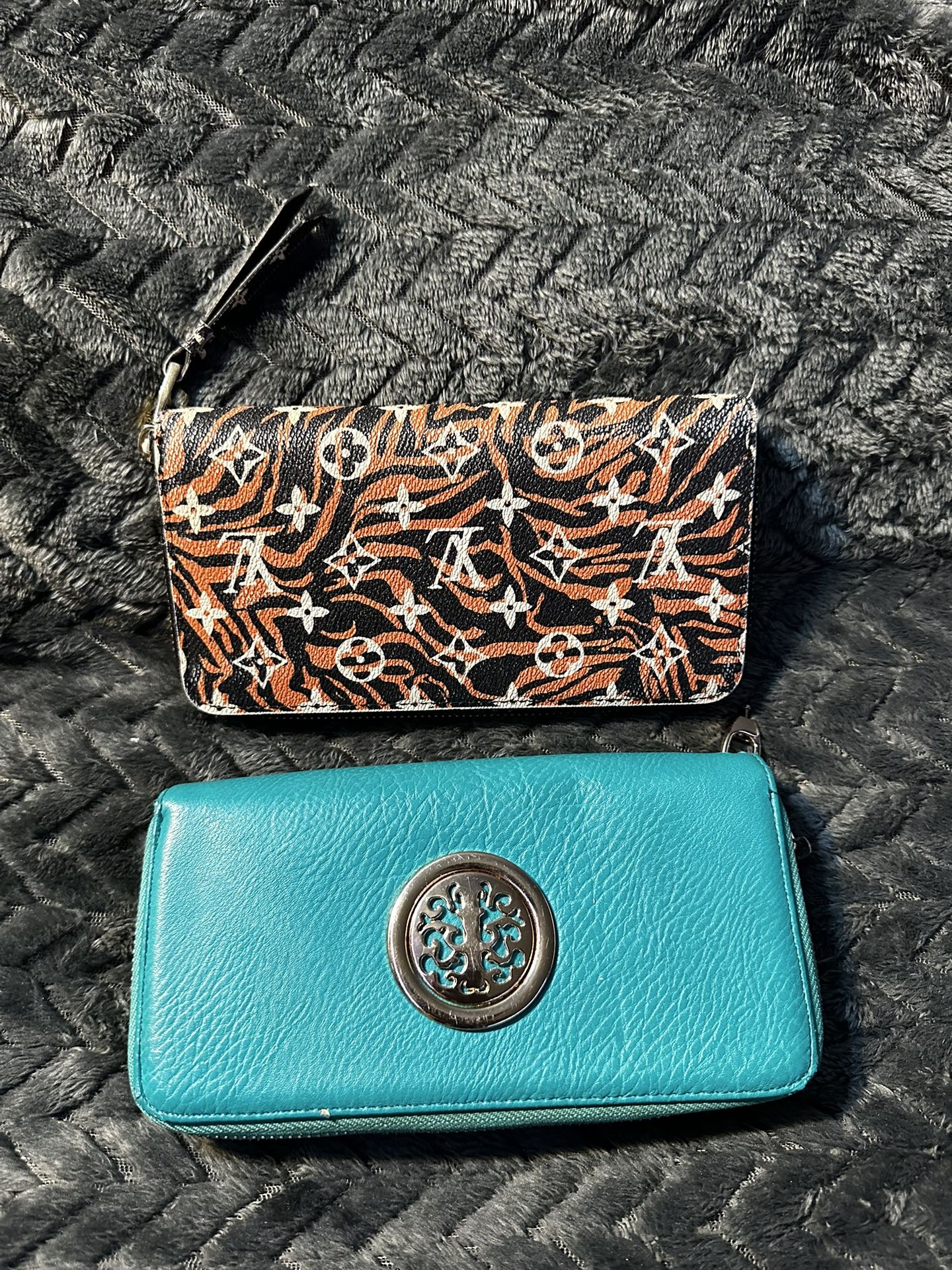 Louis Vuitton And Tory Burch