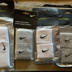New Nike Headband & Wristbands