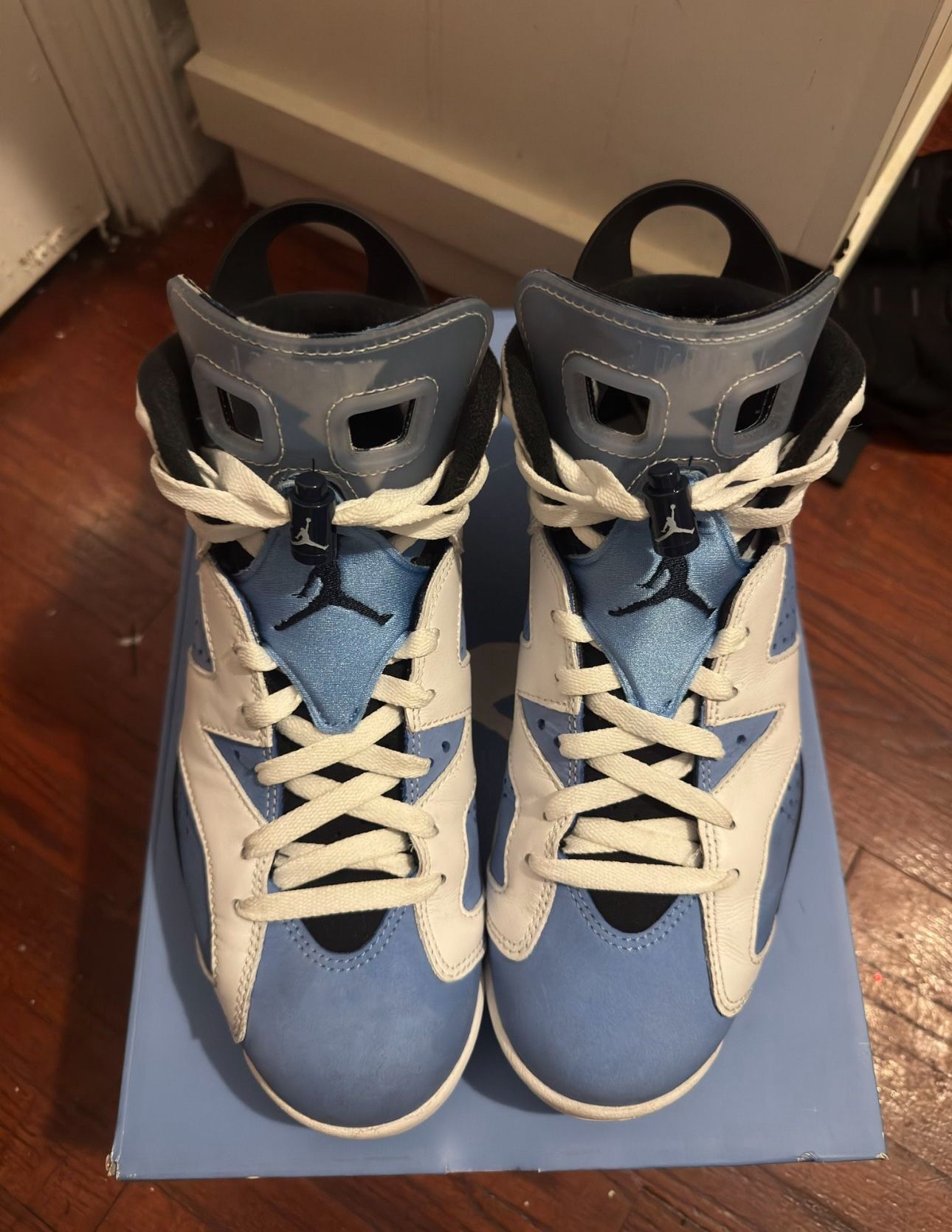 Jordan 6 University Blue