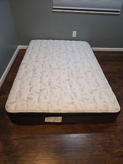 Full Size Mattress