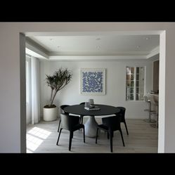 Roche Bobois Aqua Round Dining Table 
