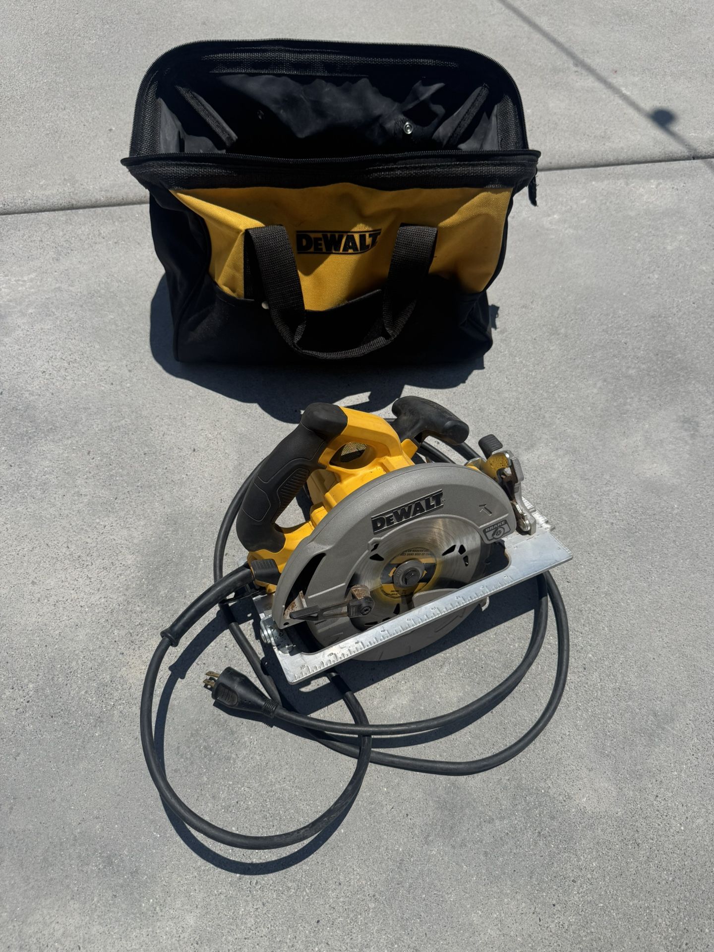 Dewalt Circular Saw