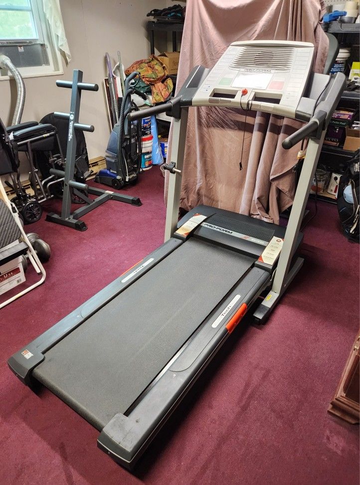 Proform 645 Treadmill