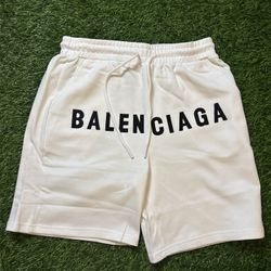 Balenci Shorts White Size Medium 
