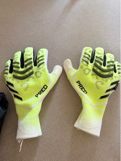 Adidas Predator Goalkeeper Gloves Pro FS