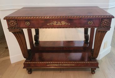 Traditional Entryway Console + Mirror Set (Dark Wood)