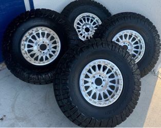 Kmc 445 Impact Beadlock 17x9 6x135 With Nitto Ridge Grappler 37x12.50R17 Tires 🔥🔥🔥