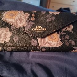 Beautiful Brown Multi Color Floral Design Coach Wallet    Wa