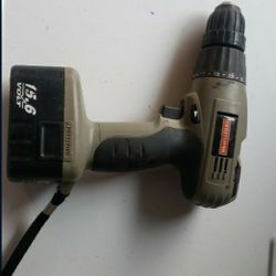 Power Drill CRAFTSMAN 15.6V