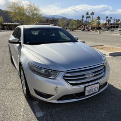 2015 Ford Taurus