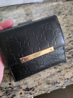 Guchi wallat leather authentic with original box