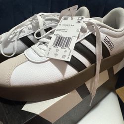 Bnew with box Adidas VL COURT 3.0 SHOES womens size 8