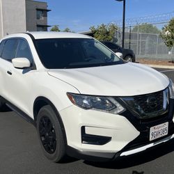 2019 Nissan Rogue White Low Mileage 39k