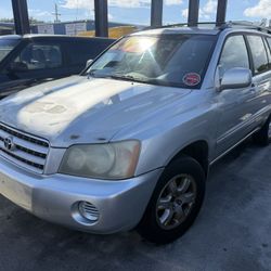 2003 Toyota Highlander 