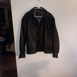 Leather Jacket $25 Pick Up Only Oakdale Out By Woodward Res 