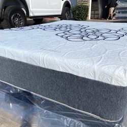 Queen Bamboo Cool Gel Memory Foam!•~•~•