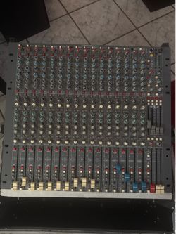 Crest   xr20 Mixer