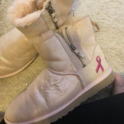 Breast Cancer Awareness Uggs Size 9 In Woman