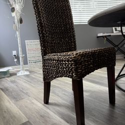 4 Dining Chairs