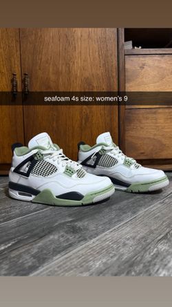 Jordan 4s