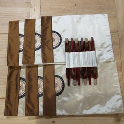 Wood Chopsticks With Satin Matching Placemats 