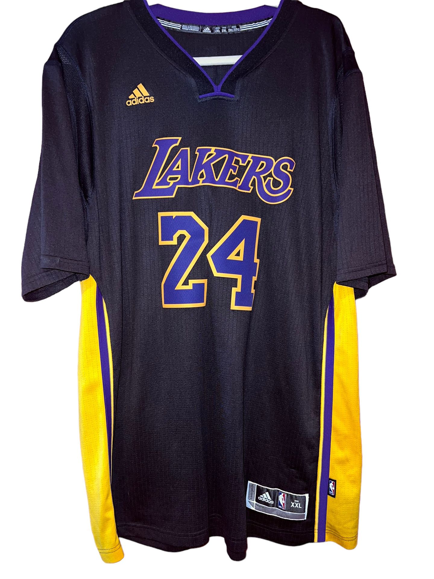 Adidas Los Angeles Lakers Kobe Bryant Hollywood Nights Jersey w/ sleeves  Small