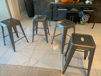 Set of 4 Nesting Metal Bar Stools