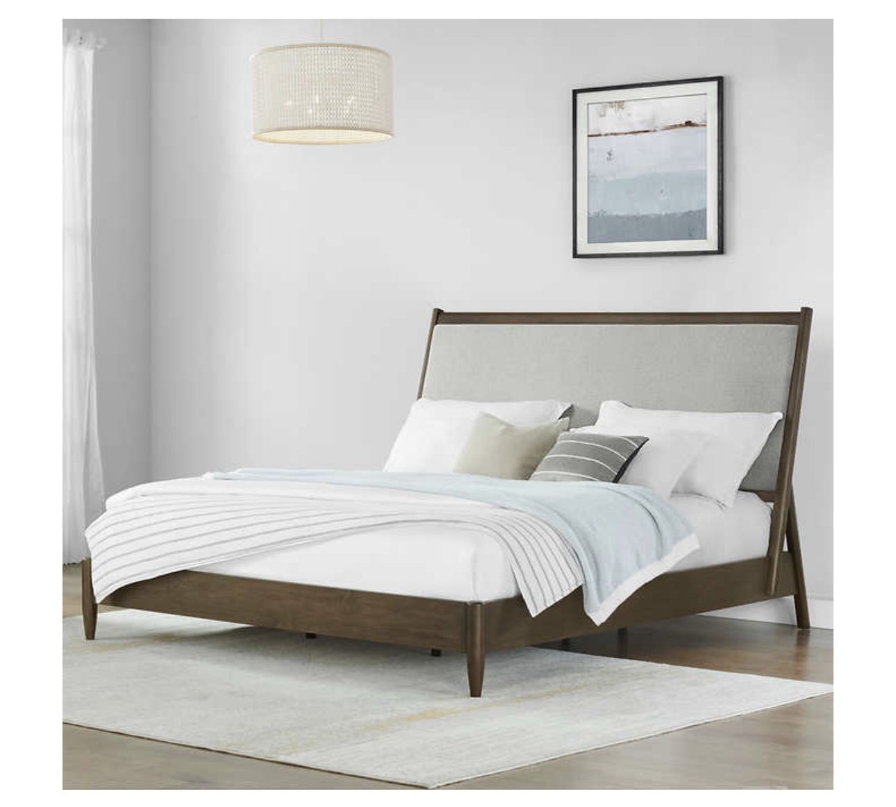 Weston Park Upholstered Bed Queen Size