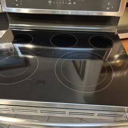 Ge: Profile Electric Stove Range 30”