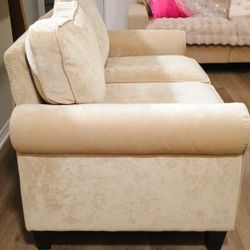 60 Inch Rolled Arm Loveseat - Like New