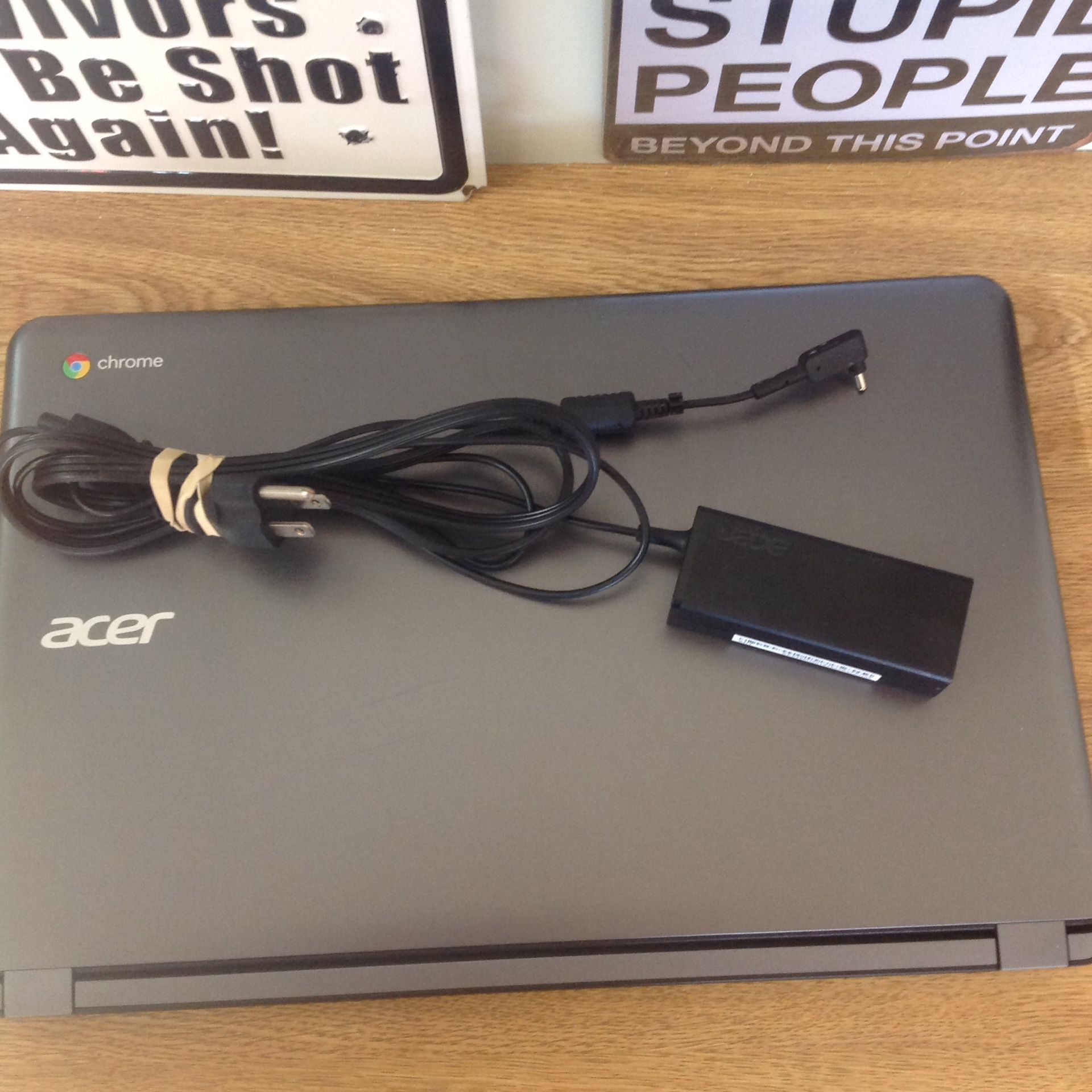 Acer Chromebook 15 Laptop with charger