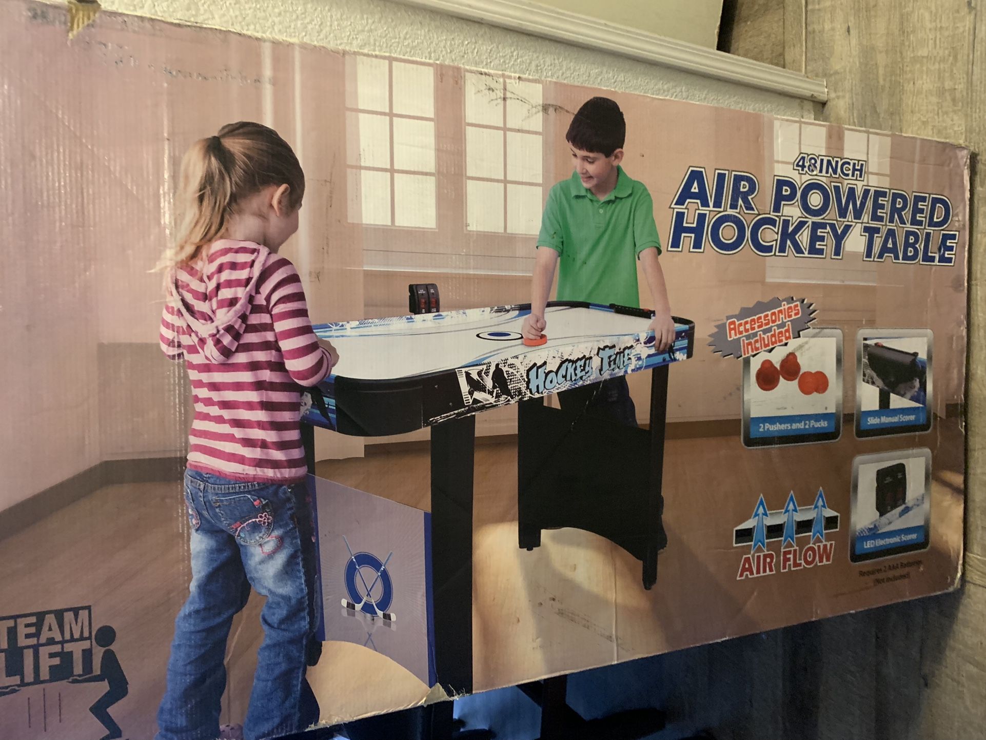 Air Hockey Table