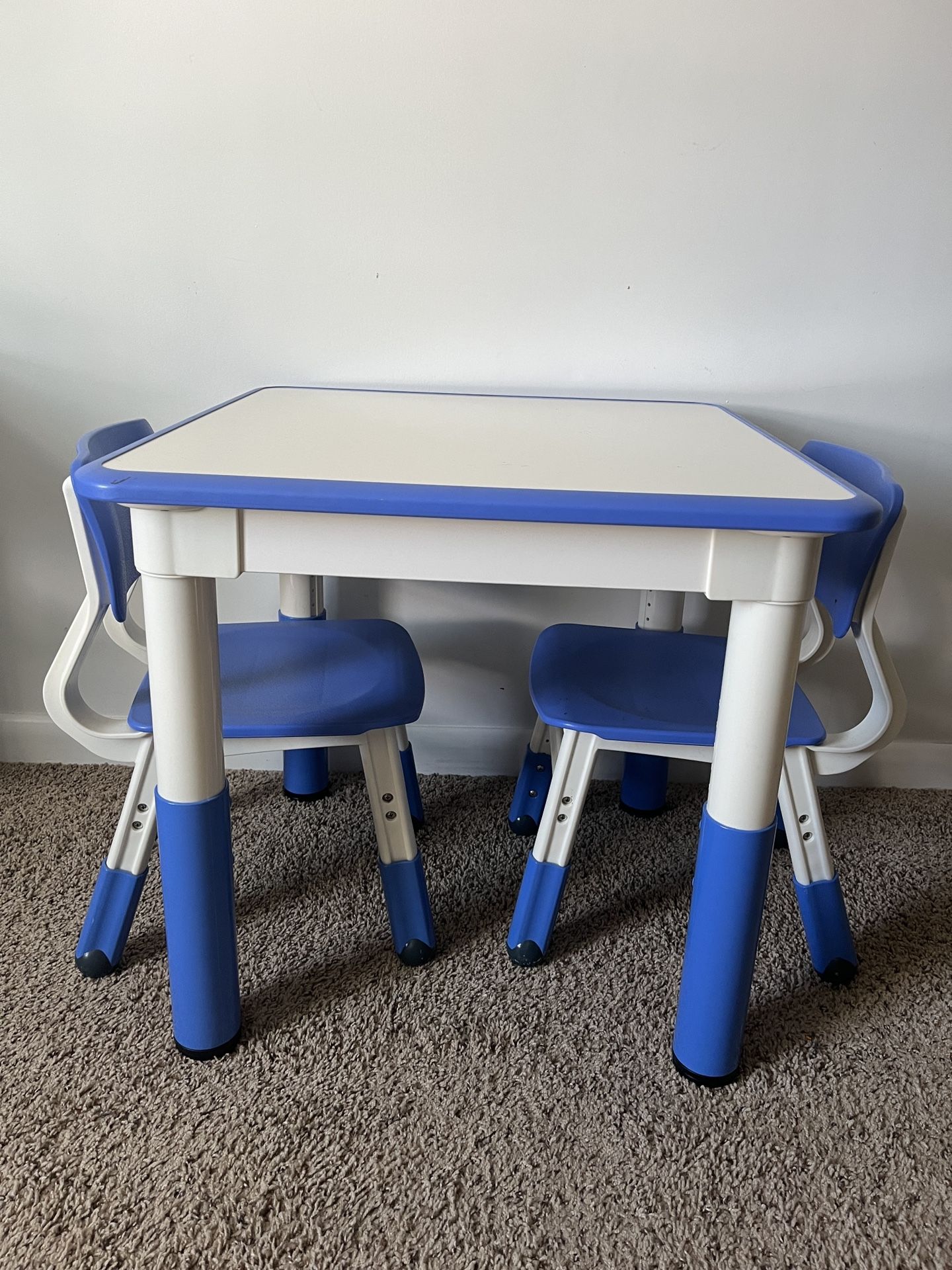 Kids Table