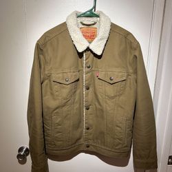 Levi’s Sherpa Lined Trucker Jacket