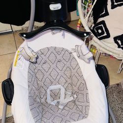 Gracie Baby Bouncer And Swing 