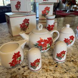 Russ Crimson Poinsettia Vintage Collection 