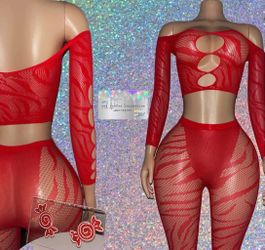 {EXOTIC DANCE/ CLUB/ RAVE WEAR}: RED 2 PIECE SET