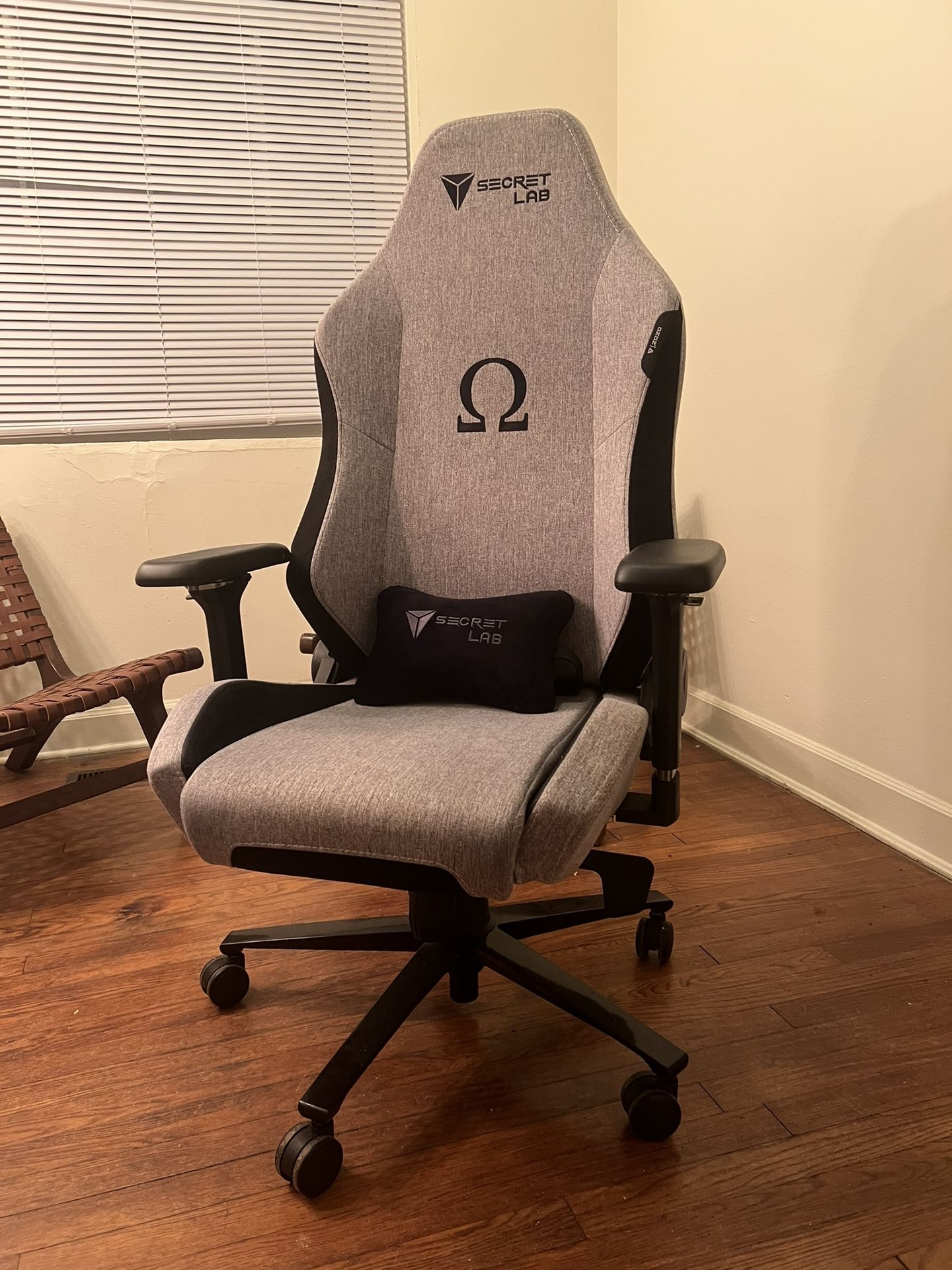Secret Lab Gaming Chair Omega 2020 Softweave 